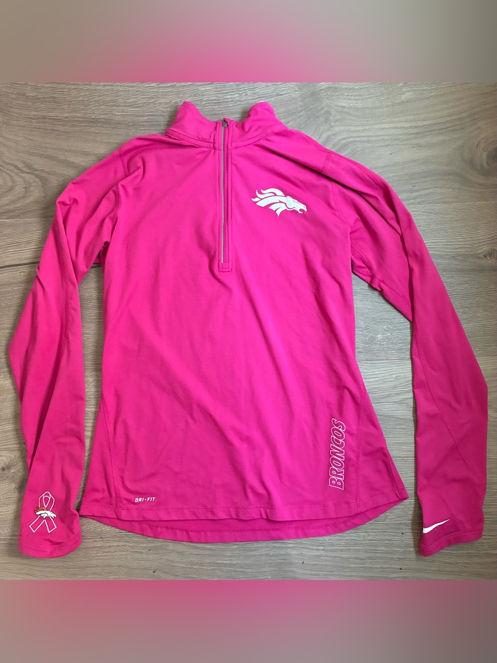 Nike Women's Hot Pink Quarter-Zip Broncos Dri-FIT Top Size Medium